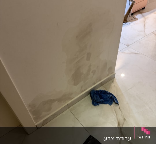 עבודות שפכטל ושיוף קיר כהכנה לצביעה